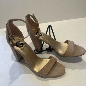 G by Guess Soft Beige/Neutral Tan Block Shantel Ankle Strap Block Heel Sandals 👡